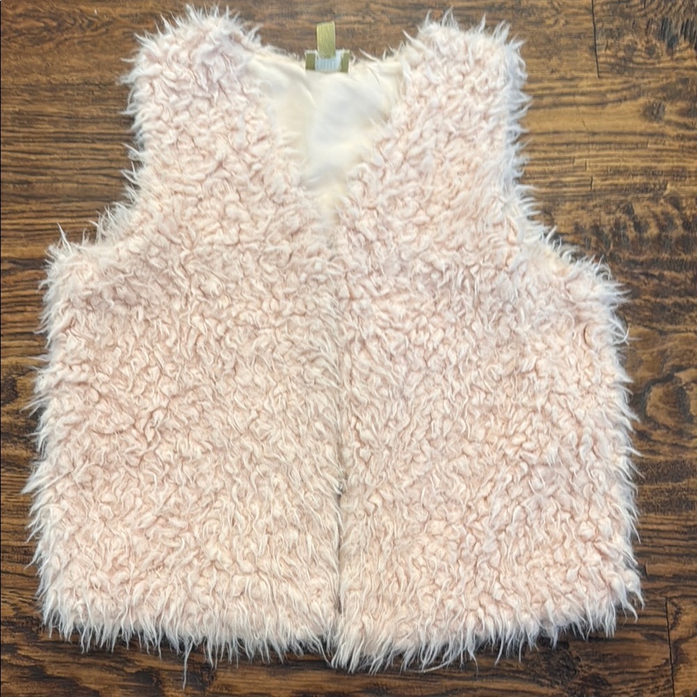 True Craft Pink Faux Fur Vest Cozy